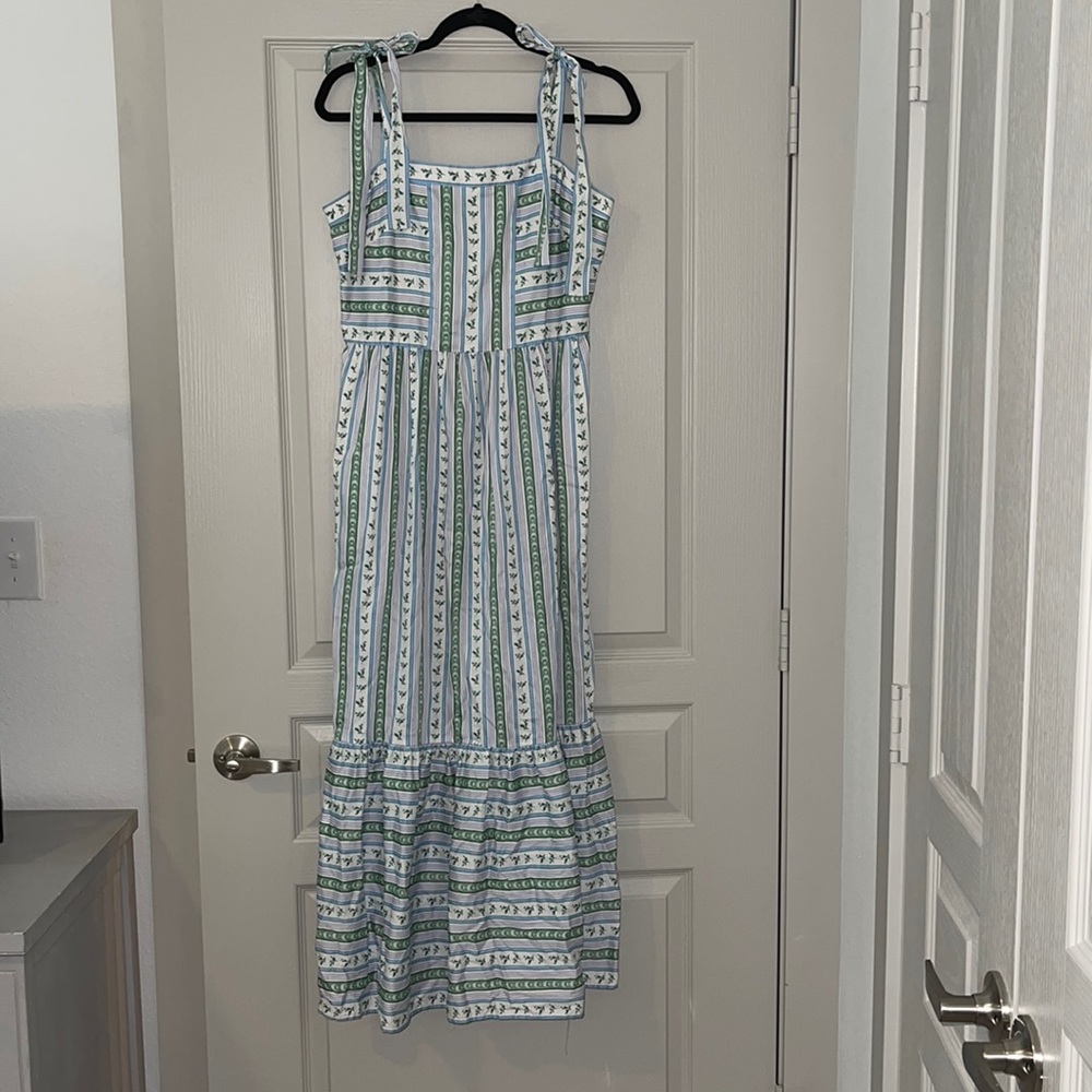 Gal Meets Glam Dress